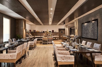 wyndham ahmedabad shela