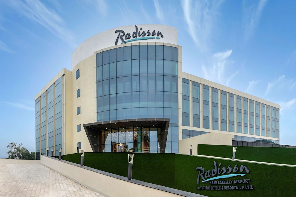 radisson hotel bareilly airport