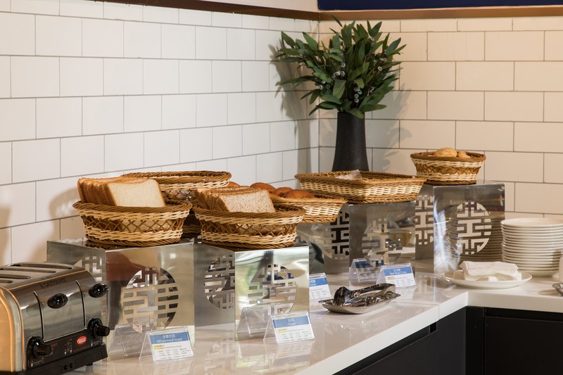 holiday inn express shenzhen haiyuan city an ihg hotel