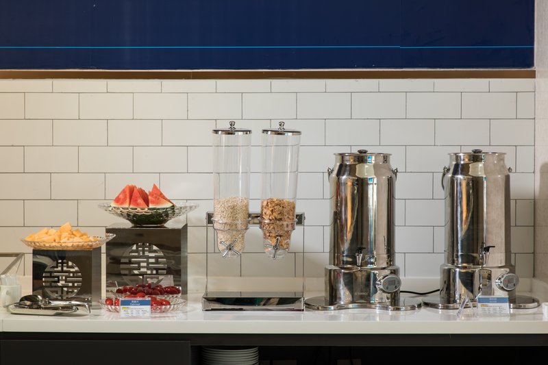 holiday inn express shenzhen haiyuan city an ihg hotel