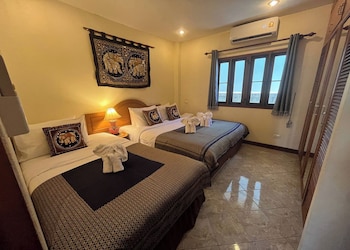 ginis beach resort