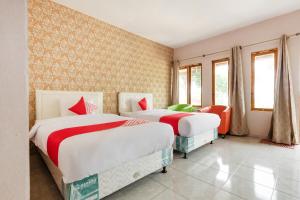 urbanview hotel dpineapple villa ciater