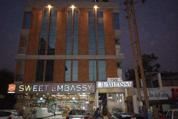 hotel embassy