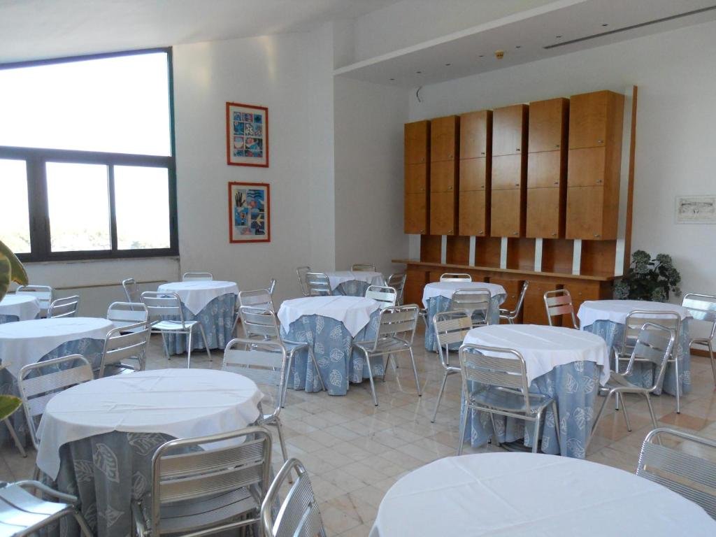 alfredo hotel