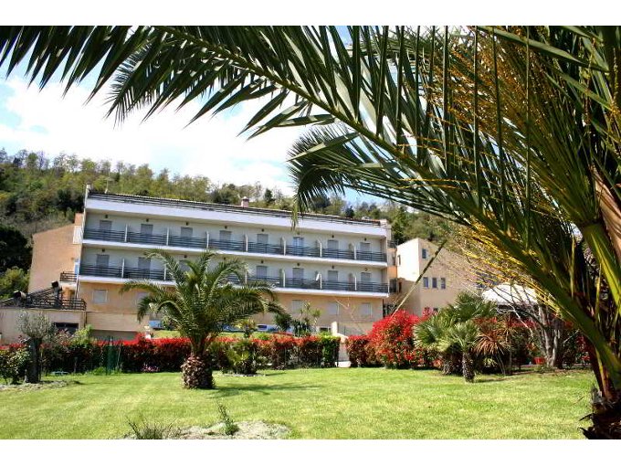 alfredo hotel