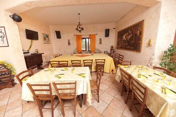 Il Girasole,Cretone>>Bagni Di Tivoli,3 star