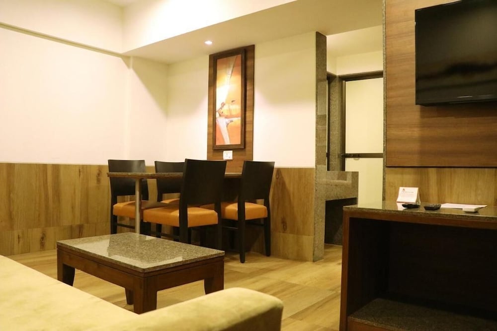 gcc sonal apartments