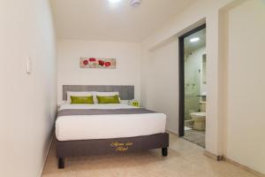 ayenda 1055 agora inn corferias