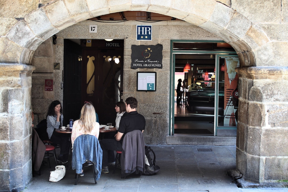 hostal airas nunes