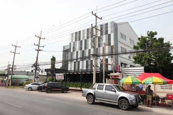 nara hotel restaurant and bar