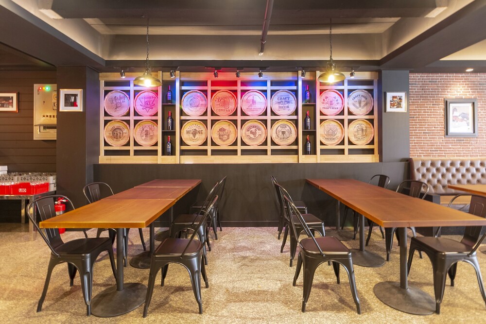 nara hotel restaurant and bar