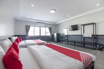 nara hotel restaurant and bar