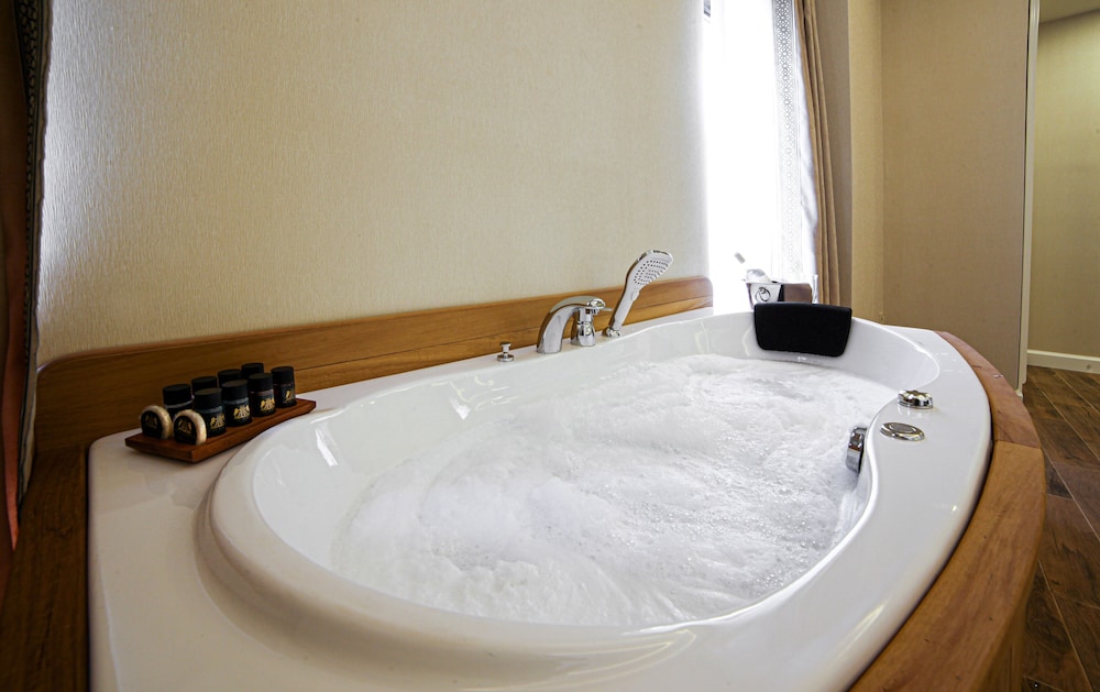 great fortune design hotel