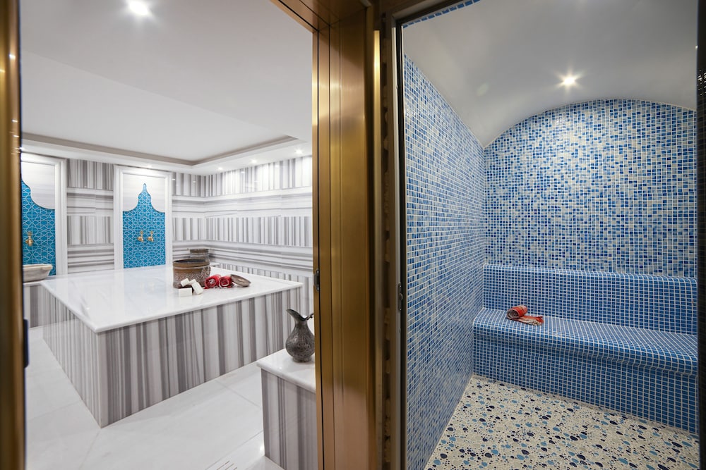 great fortune design hotel