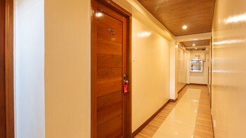 reddoorz plus near bgc mall