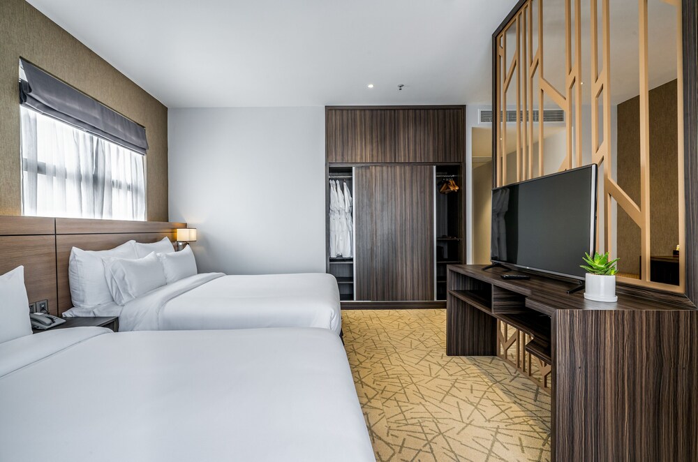 the cap hotel