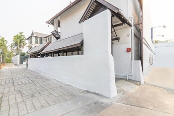 capital o 707 cheva gallery