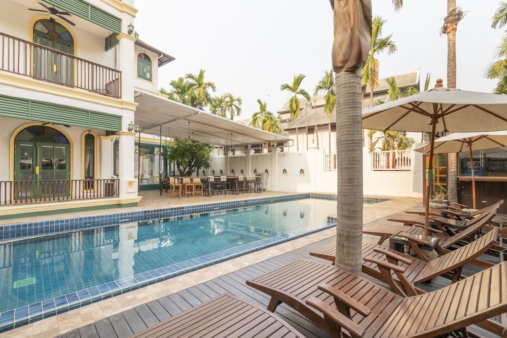 capital o 707 cheva gallery