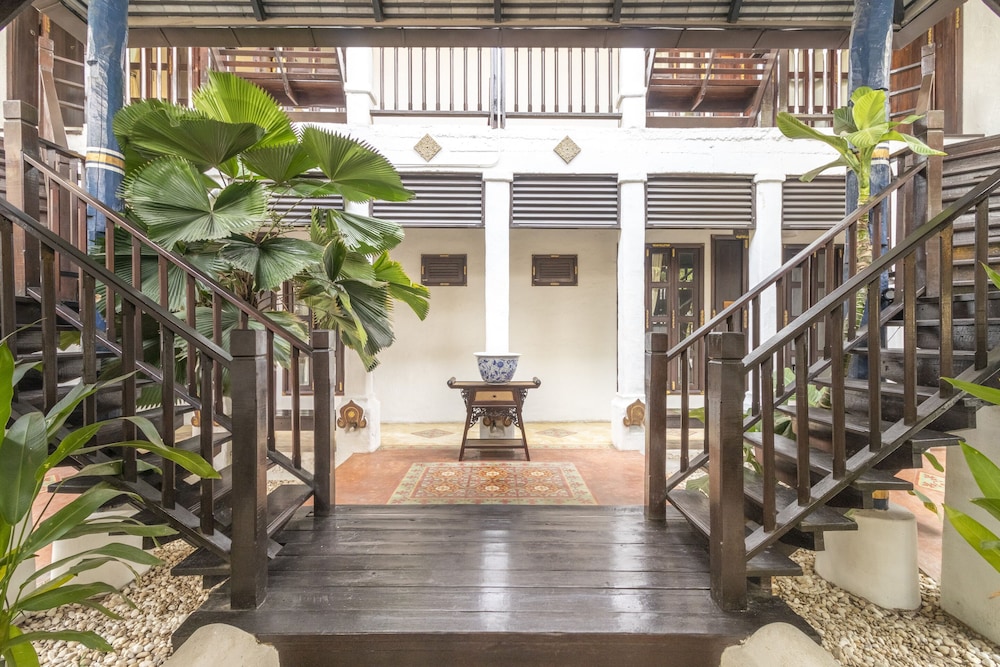 capital o 707 cheva gallery