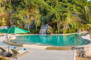 flamingo grand cat ba resort