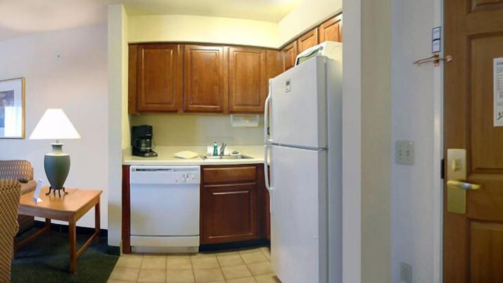 staybridge suites allentown bethlehem airport by ihg