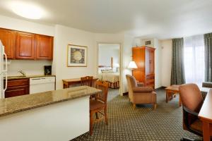 staybridge suites allentown bethlehem airport by ihg