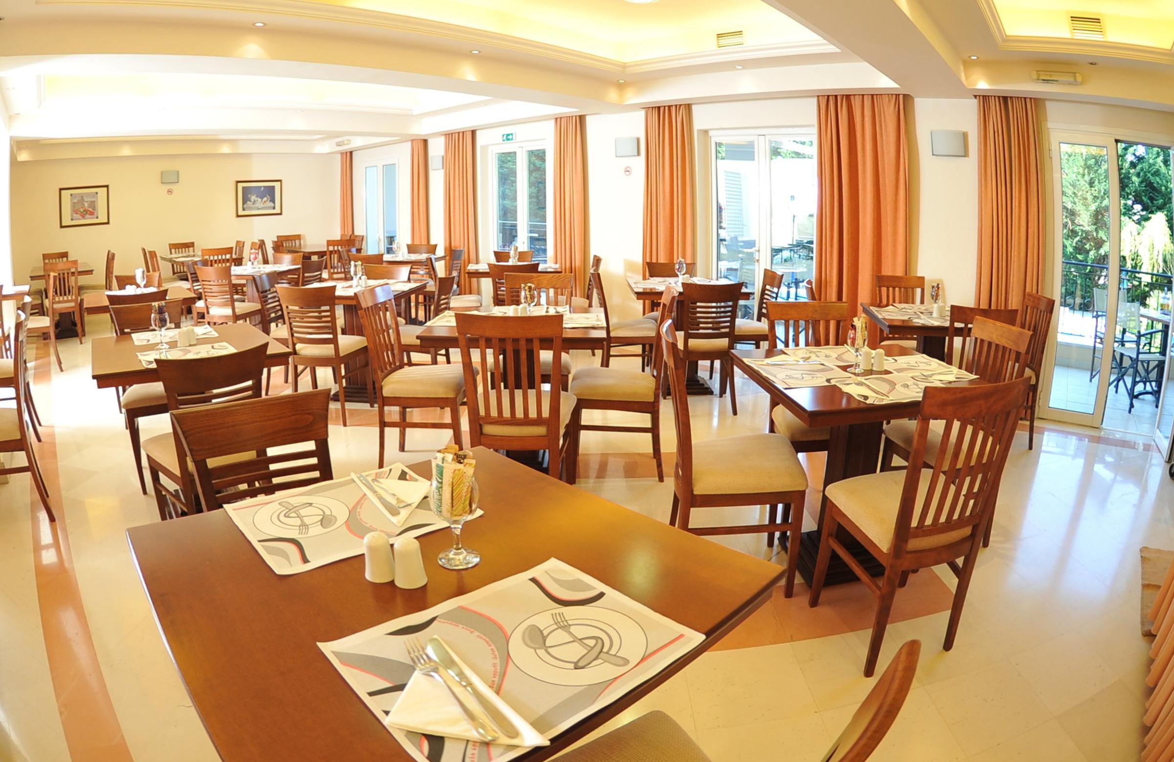 hellinis hotel
