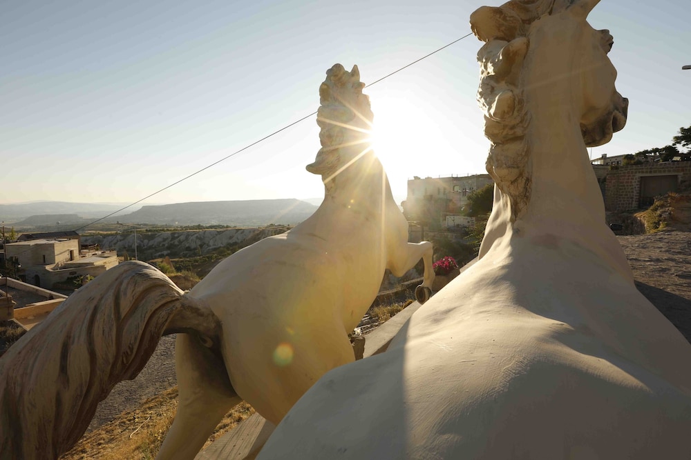 cappadocia fairy chimneys selfie cave hotels special class
