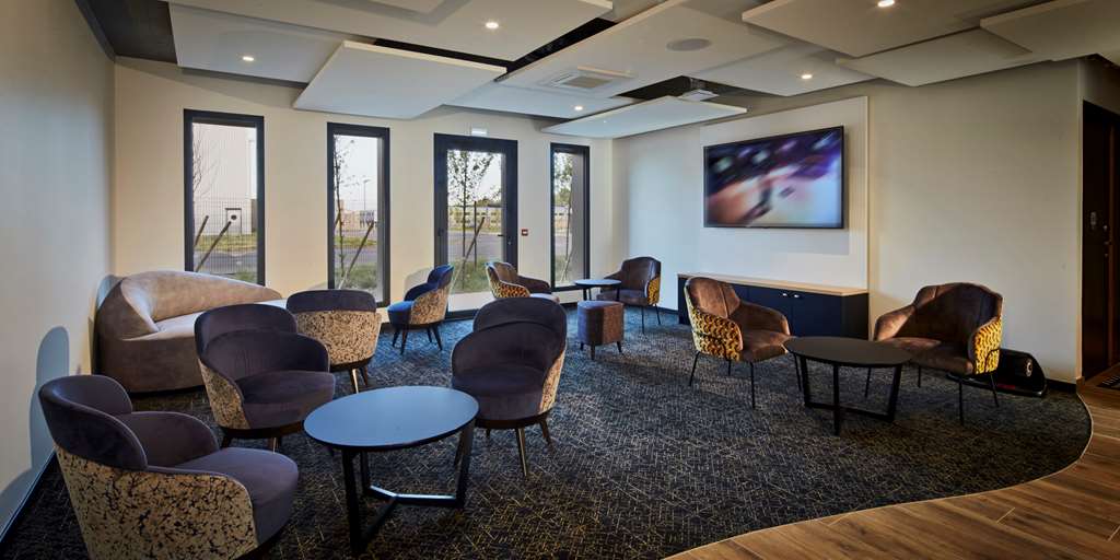 kyriad combs la ville senart