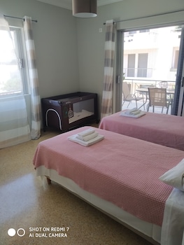 carpe diem apartments by athens airport