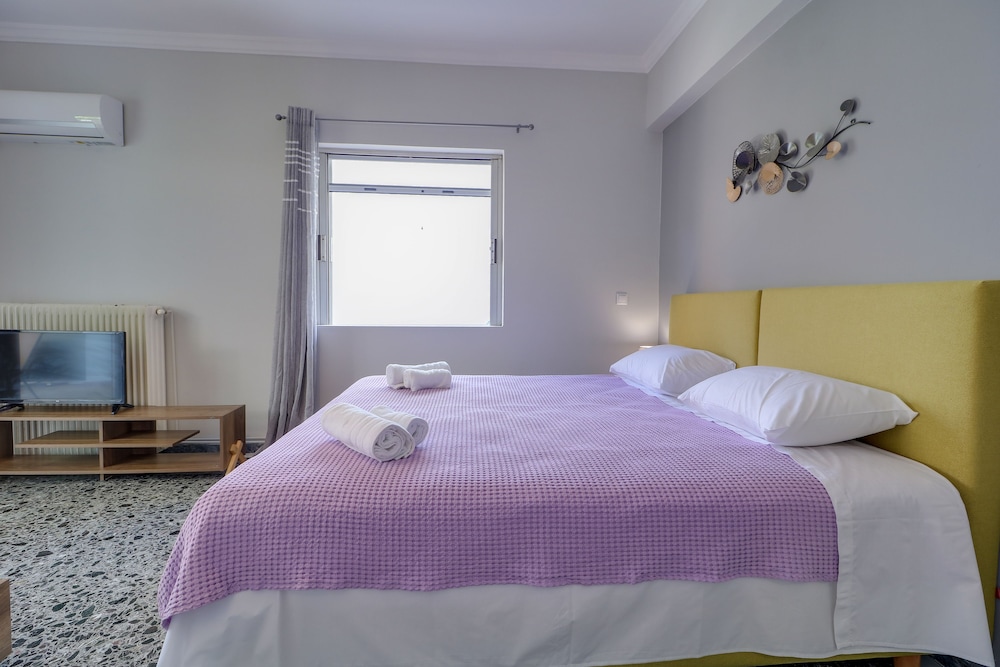 carpe diem apartments by athens airport