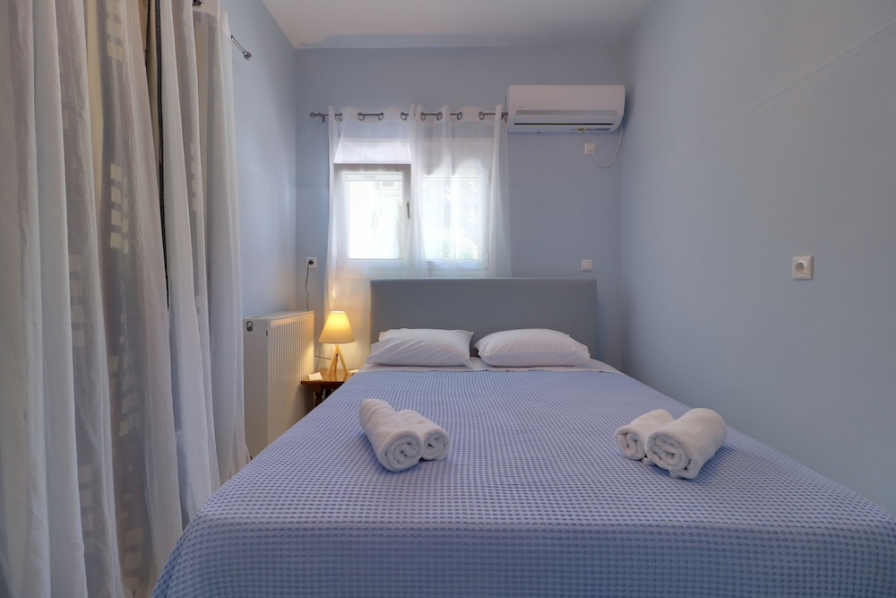 carpe diem apartments by athens airport