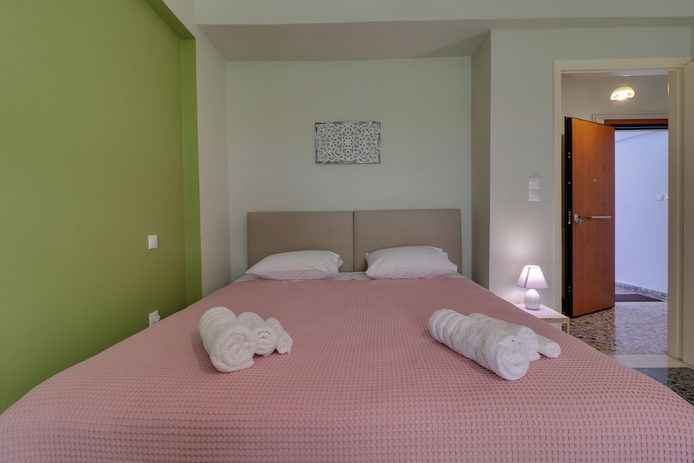 carpe diem apartments by athens airport
