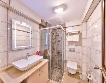 mare garden hotel akyarlar