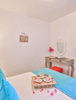 mare garden hotel akyarlar