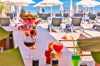 mare garden hotel akyarlar