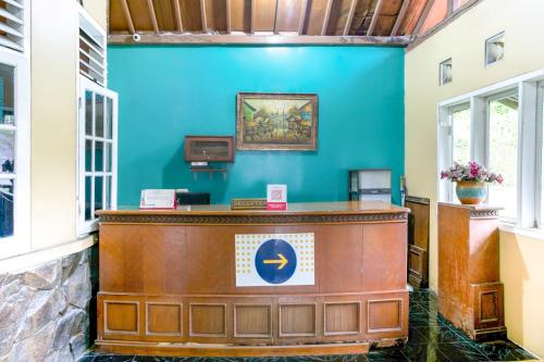 spot on 2584 hotel karya nunggal asri