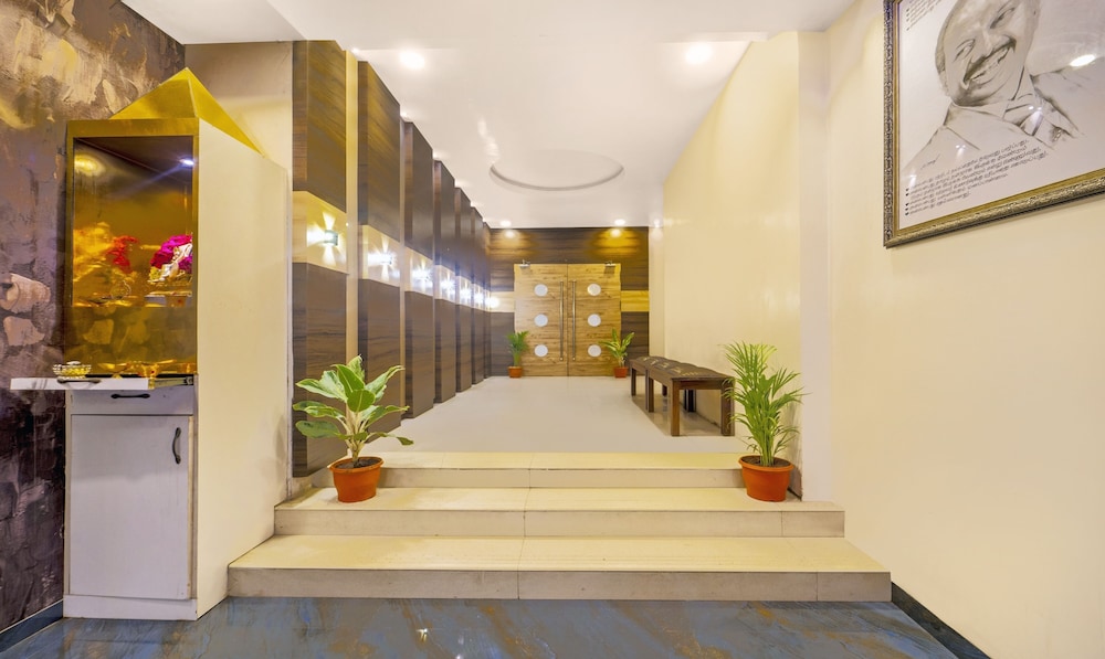 treebo golden swan pammal