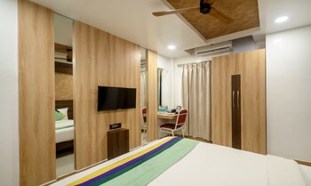 treebo golden swan pammal