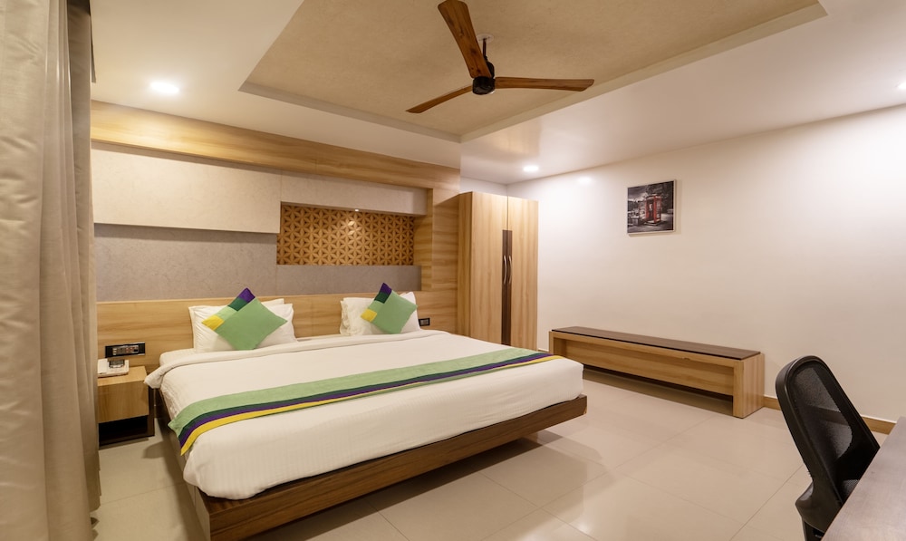 treebo golden swan pammal