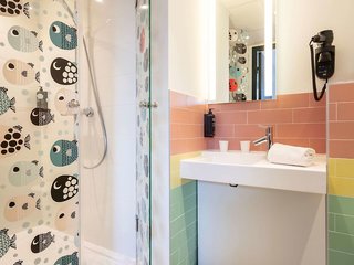 ibis styles thonon les bains hotel