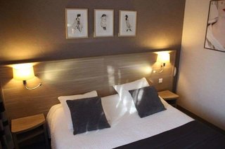 Brit Hotel Le Cygne,Fougeres>>Caen,3 star