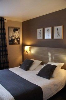 Brit Hotel Le Cygne,Fougeres>>Caen,3 star