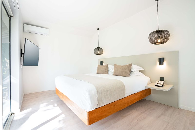 doubletree by hilton noumea ilot maitre resort