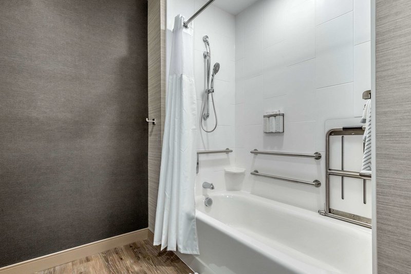 cambria hotel austin airport