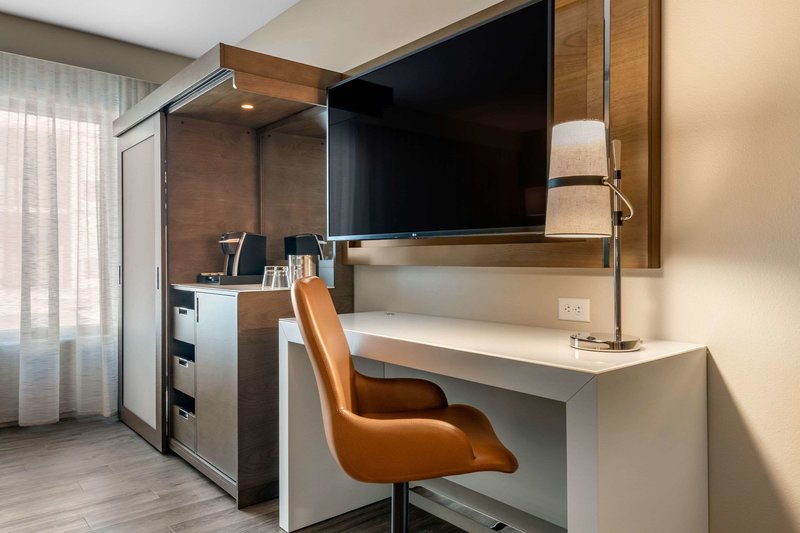 cambria hotel austin airport