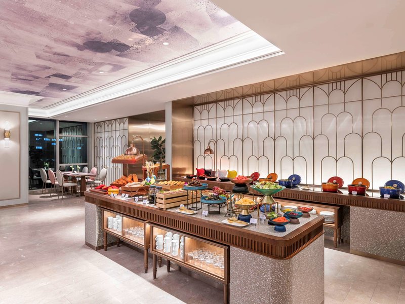 mercure shanghai waigaoq free trade zone