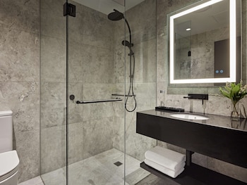 parkroyal monash melbourne