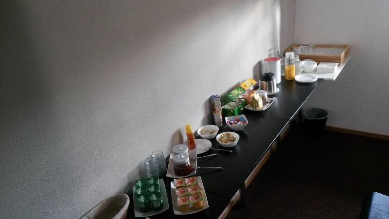 hotel lemand lyon est villefontaine