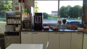 hotel lemand lyon est villefontaine